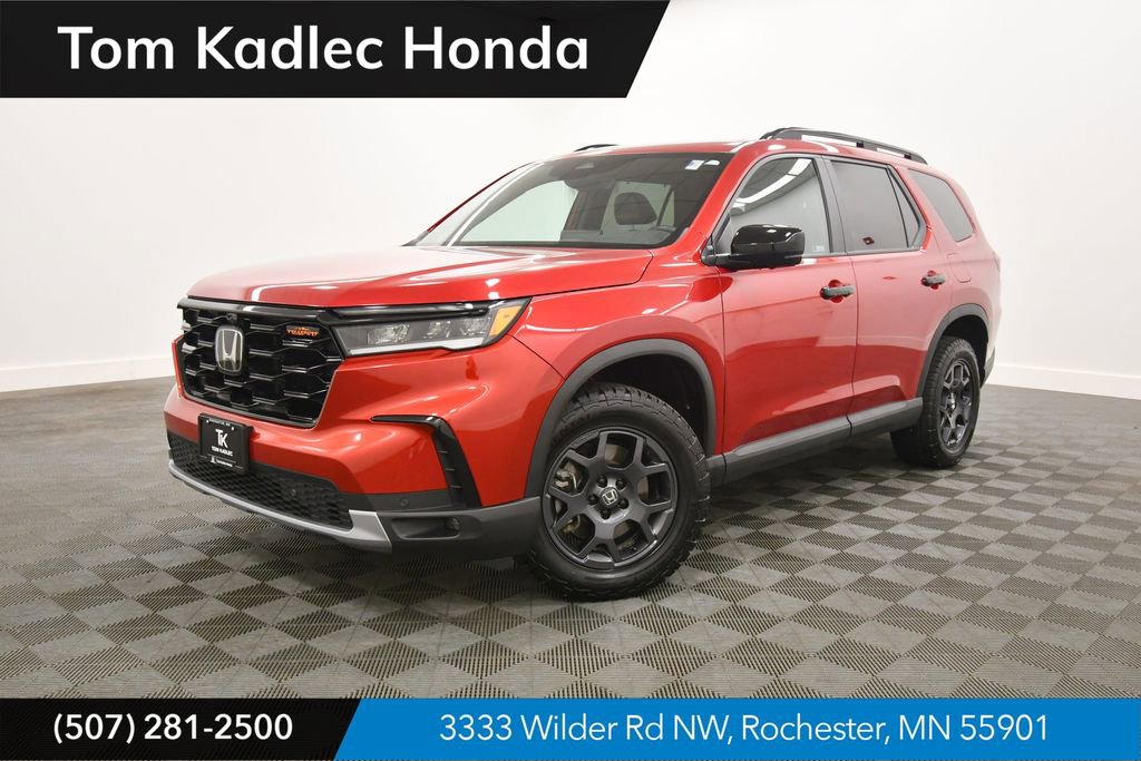 Certified 2025 Honda Pilot TrailSport