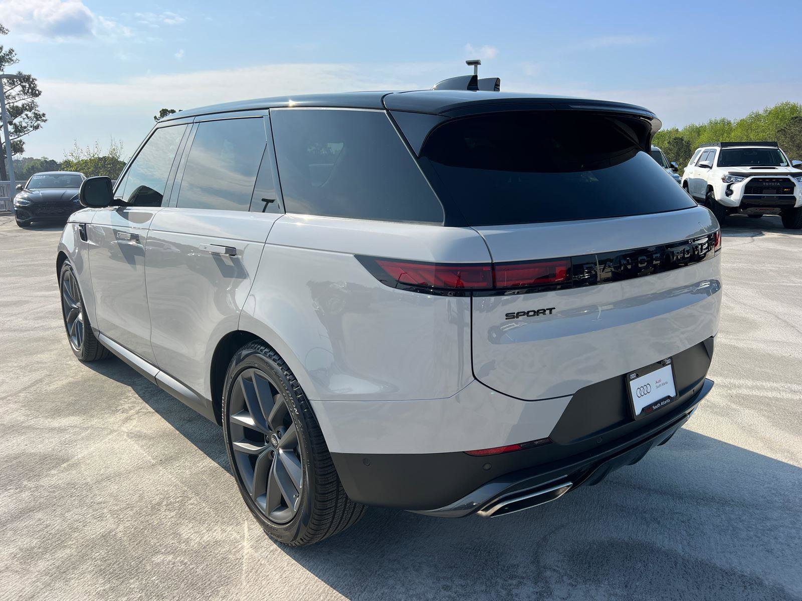 2024 Land Rover Range Rover Sport SE