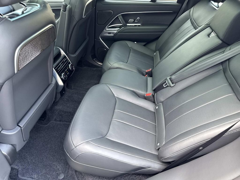 2025 Land Rover Range Rover Autobiography