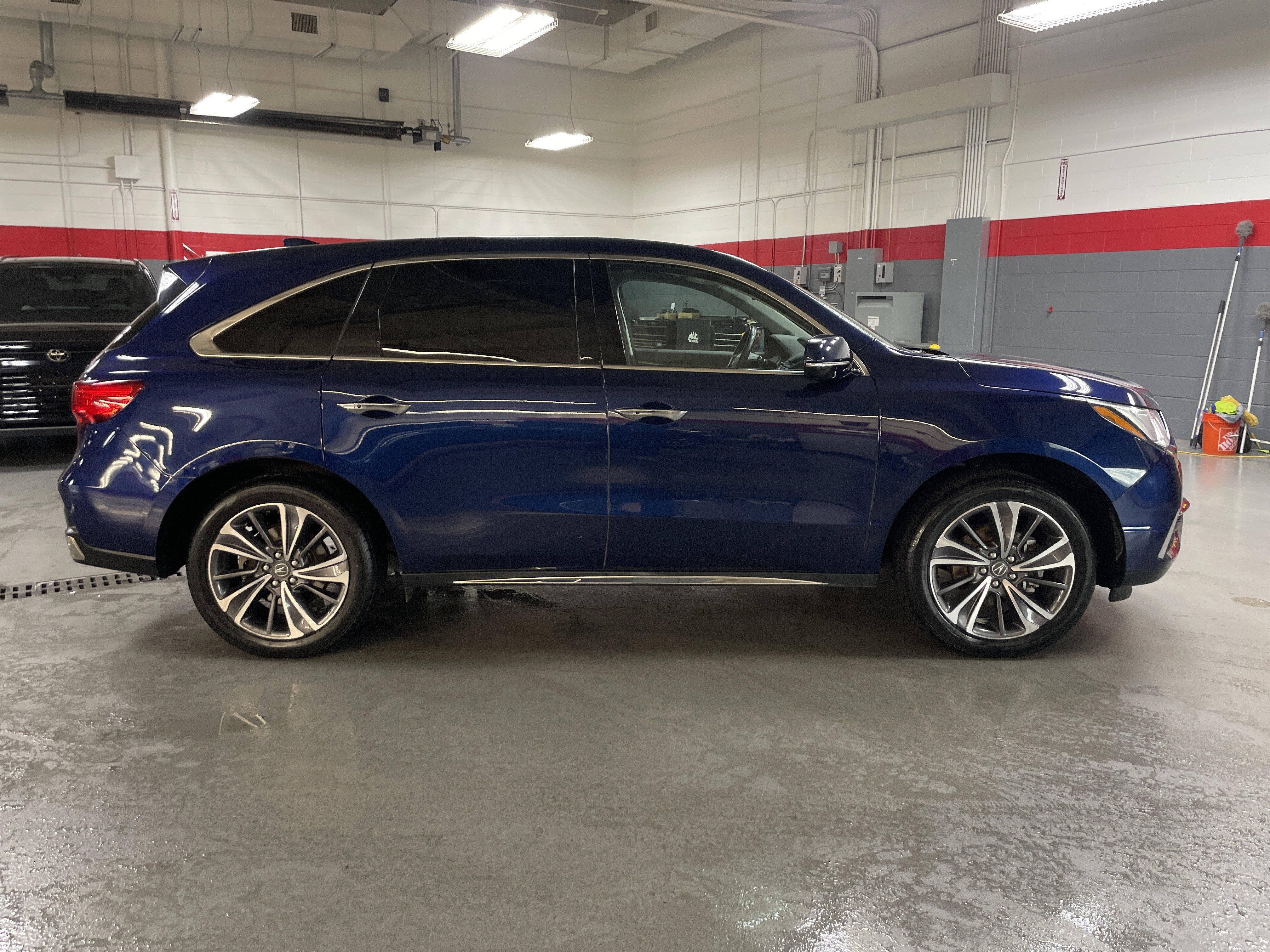 2019 Acura MDX FWD w/ Technology Package