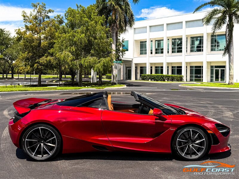 Used 2022 McLaren 720S Spider photo 59
