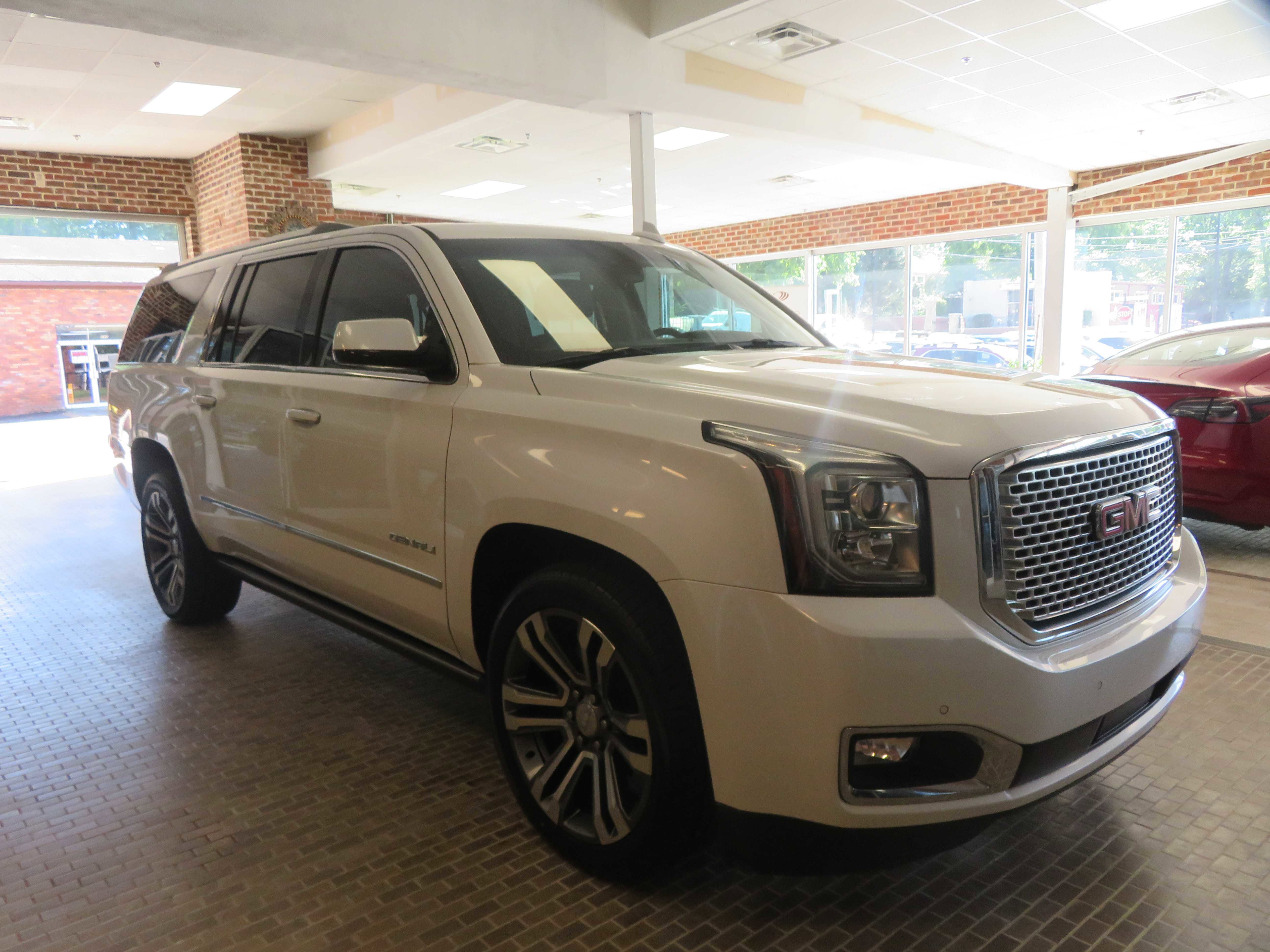 2017 GMC Yukon XL Denali