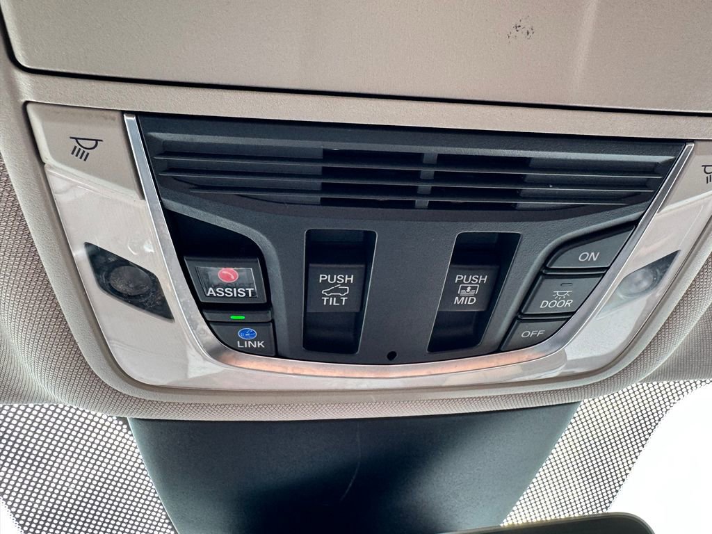 2023 Acura MDX SH-AWD w/ Technology Package