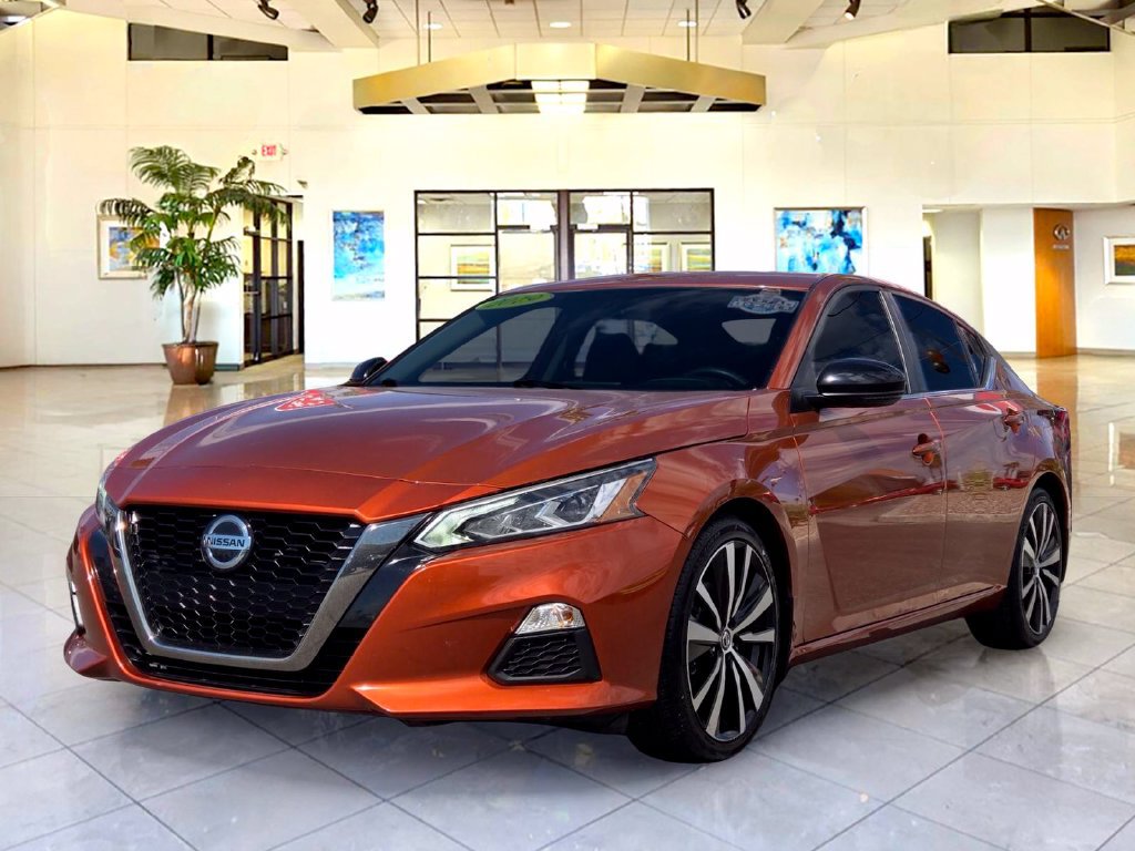 Used 2019 Nissan Altima 2.5 SR w/ SR Premium Package