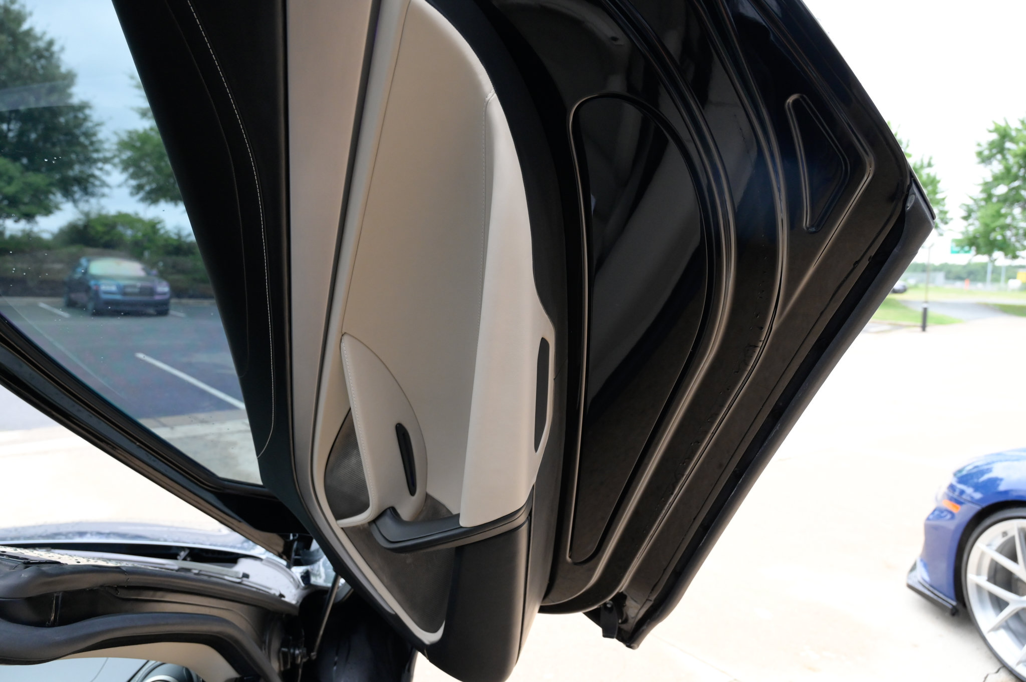 Used 2018 McLaren 720S Luxury photo 39