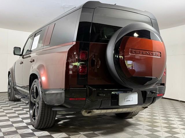2025 Land Rover Defender 130 X-Dynamic SE