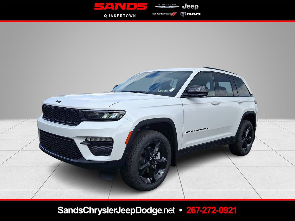 New 2025 Jeep Grand Cherokee Limited w/ Black Appearance Package