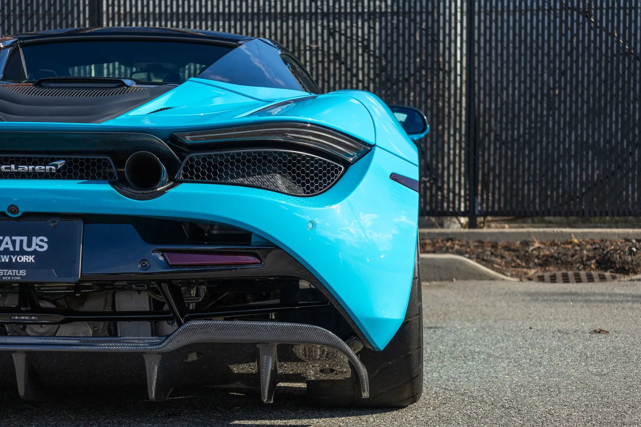 Used 2022 McLaren 720S Spider Convertible 2D photo 35