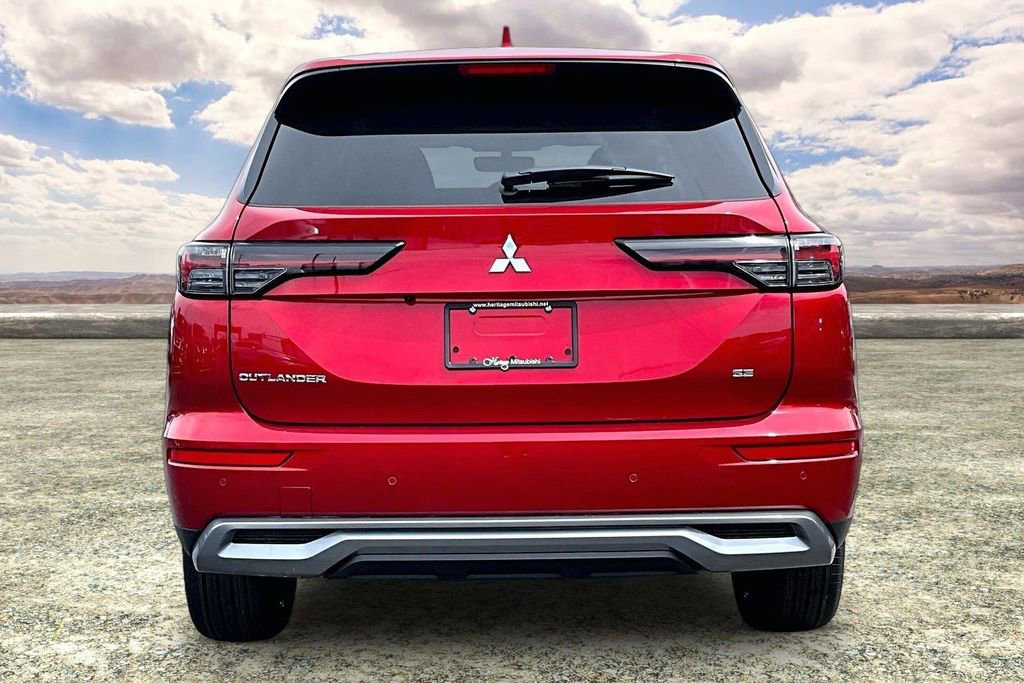 2026 Mitsubishi Outlander FWD