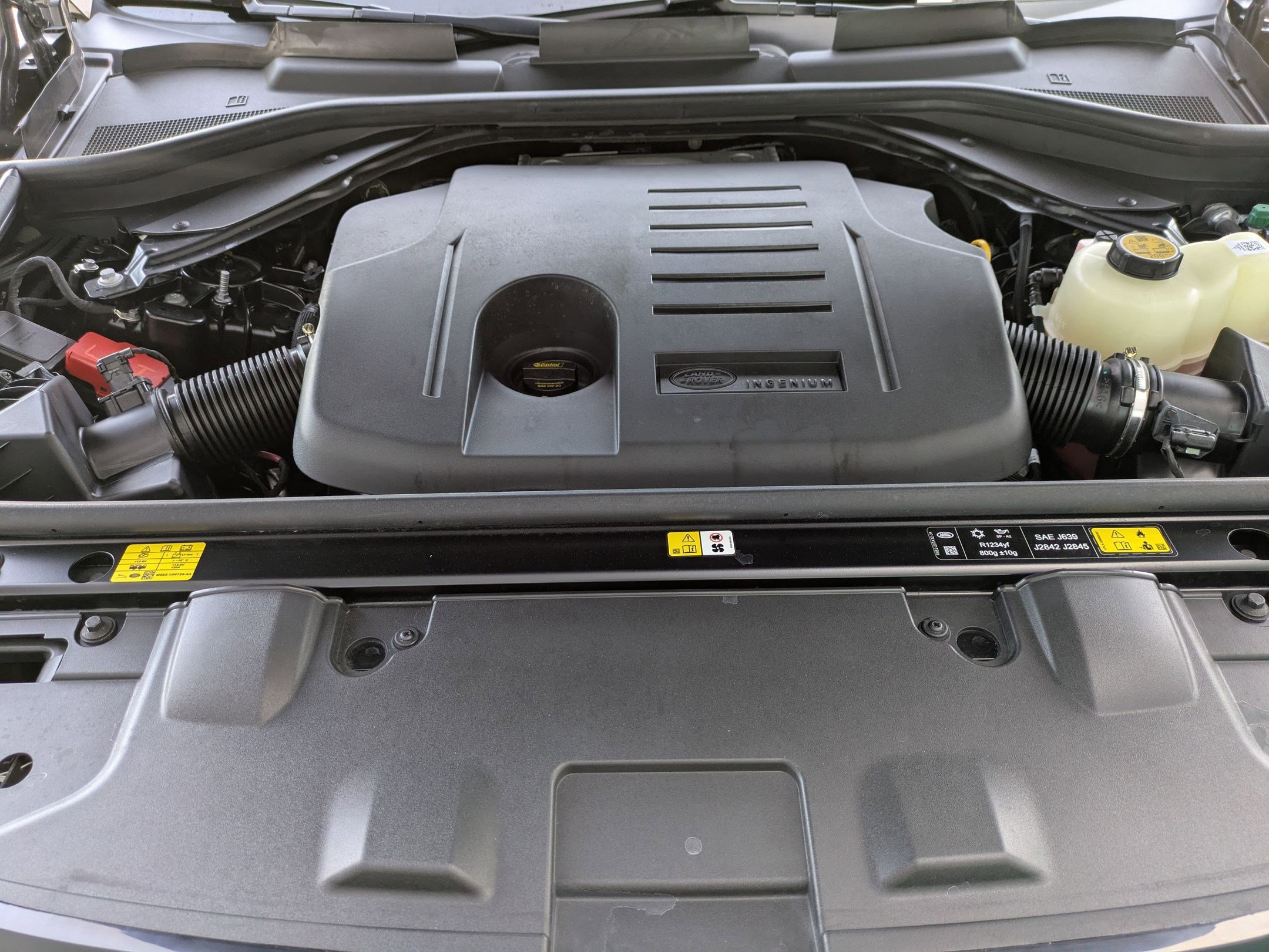 2025 Land Rover Range Rover SE