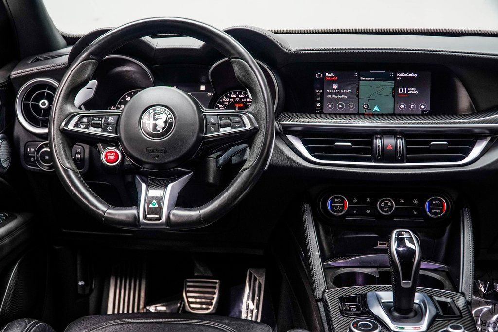 2022 Alfa Romeo Stelvio Quadrifoglio