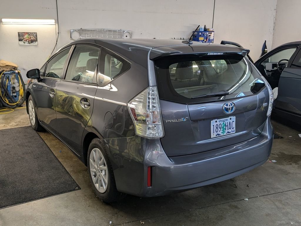 2014 Toyota Prius V Three