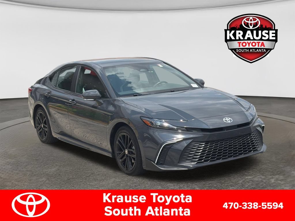 Used 2025 Toyota Camry SE w/ Convenience Package