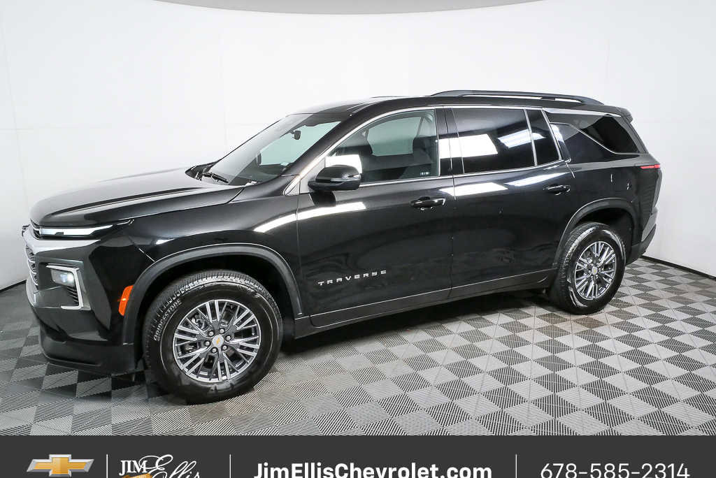 2025 Chevrolet Traverse LT