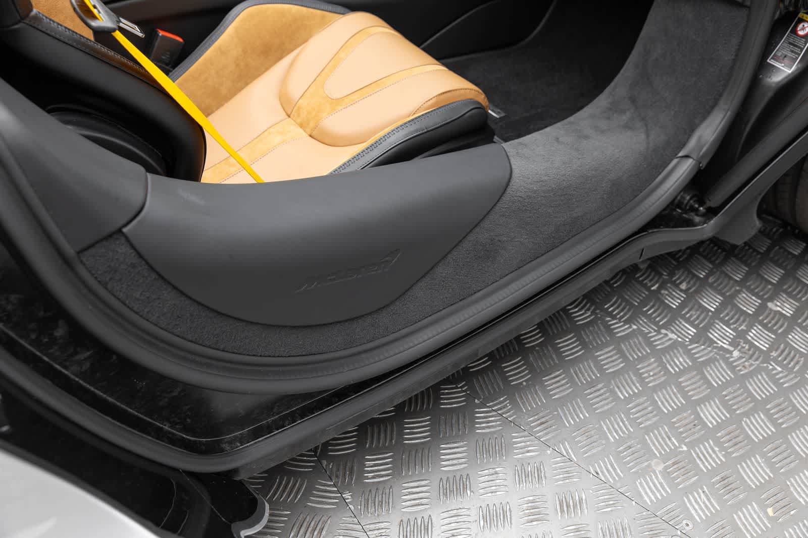 New 2027 McLaren 750S Spider photo 35