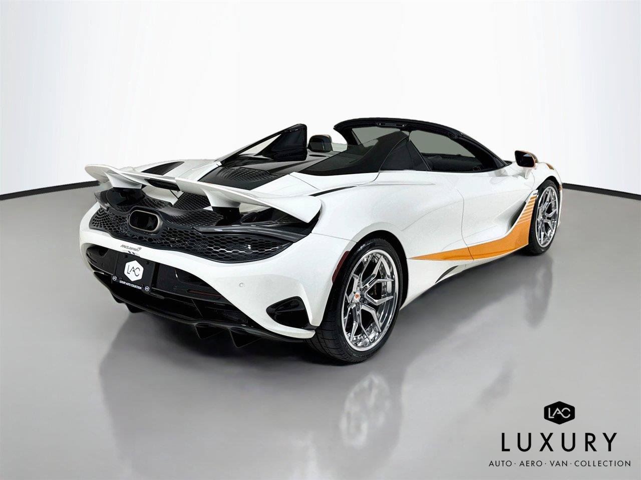 Used 2024 McLaren 750S Spider 5