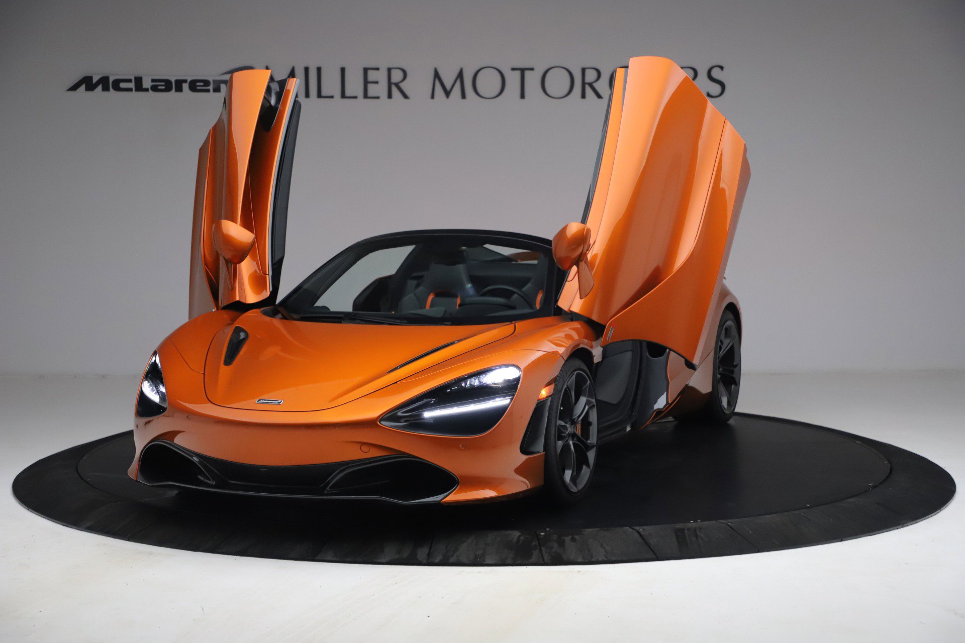 Used 2020 McLaren 720S Spider photo 13