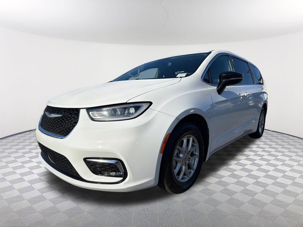 2024 Chrysler Pacifica Touring-L