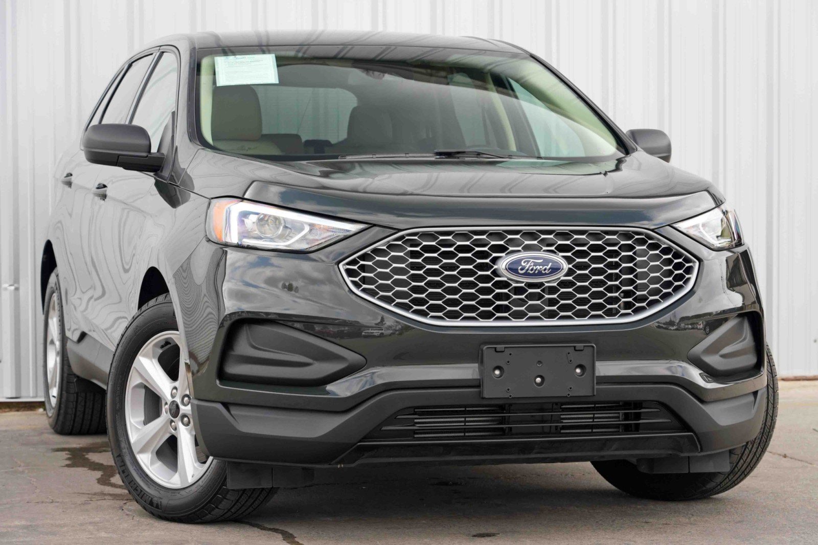 2023 Ford Edge SE