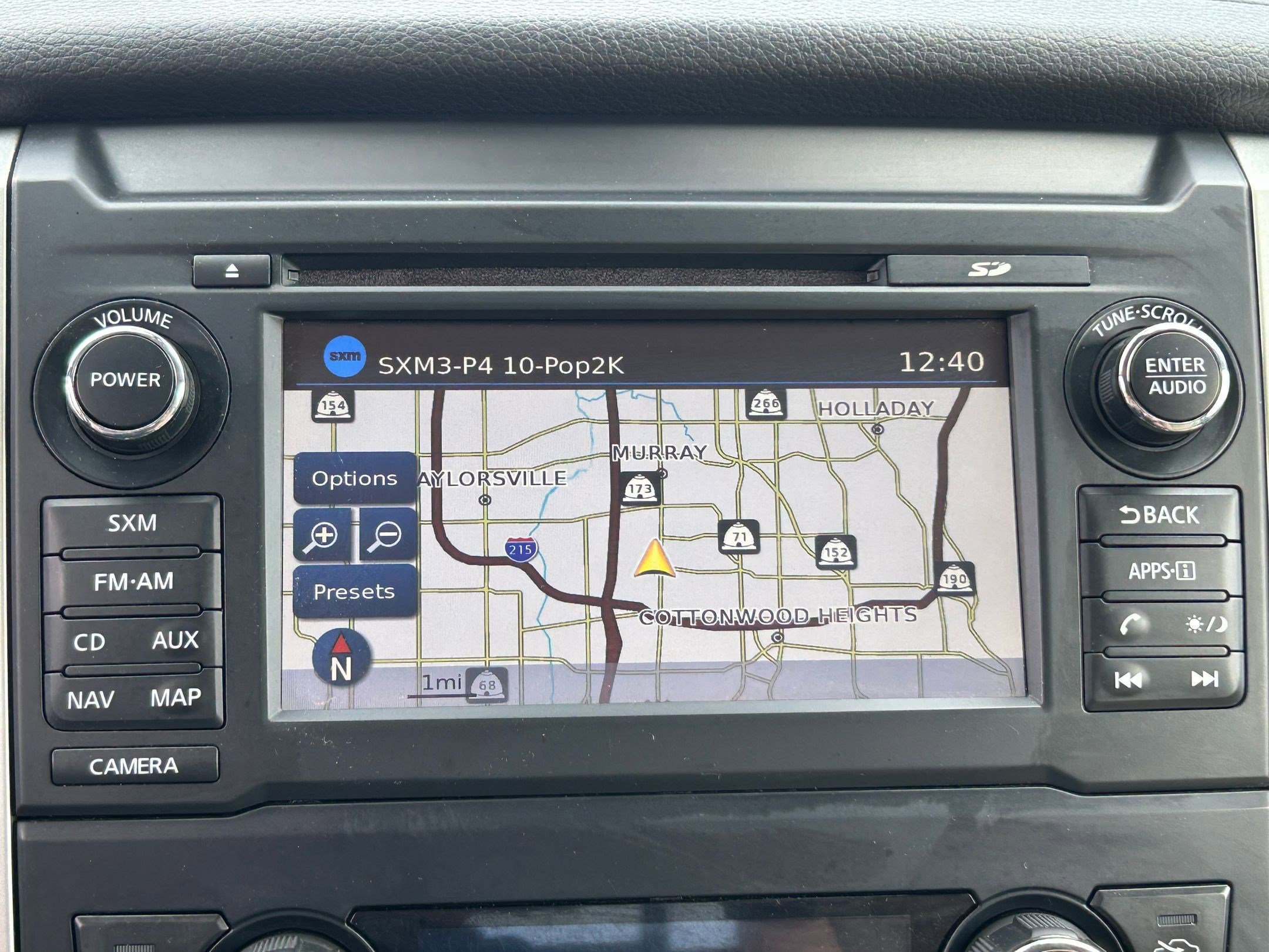 2017 Nissan Titan SV