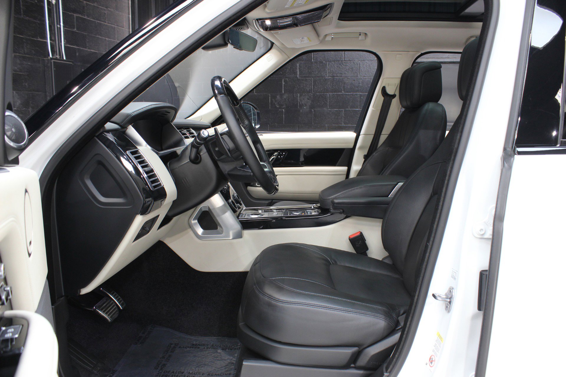 2021 Land Rover Range Rover Westminster Edition