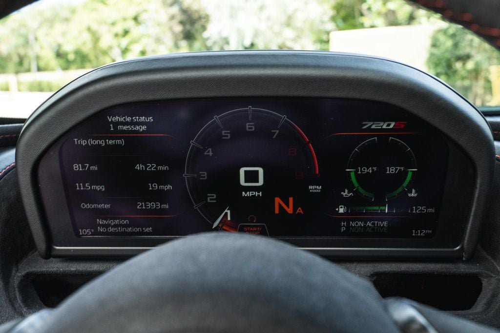 Used 2018 McLaren 720S Performance photo 19