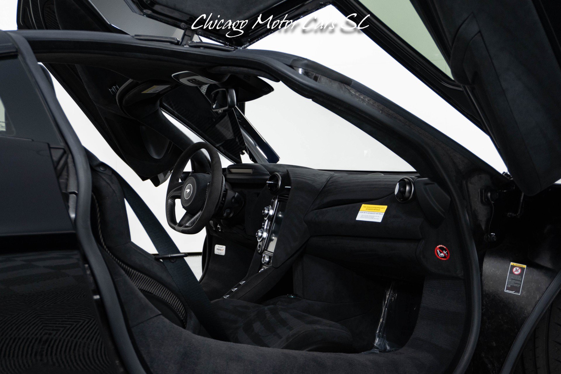 Used 2021 McLaren 765LT photo 35