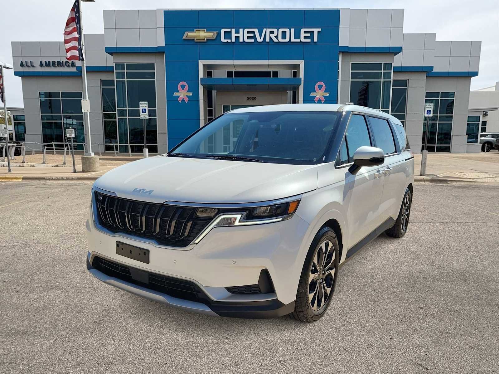 2024 Kia Carnival EX