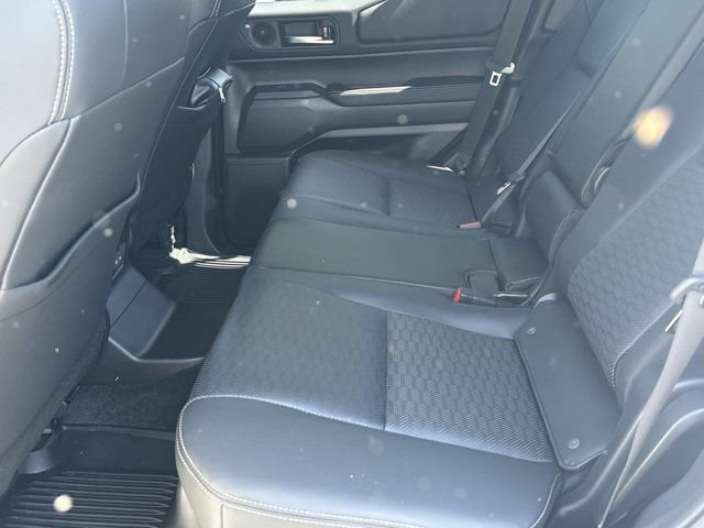 2025 Toyota Land Cruiser