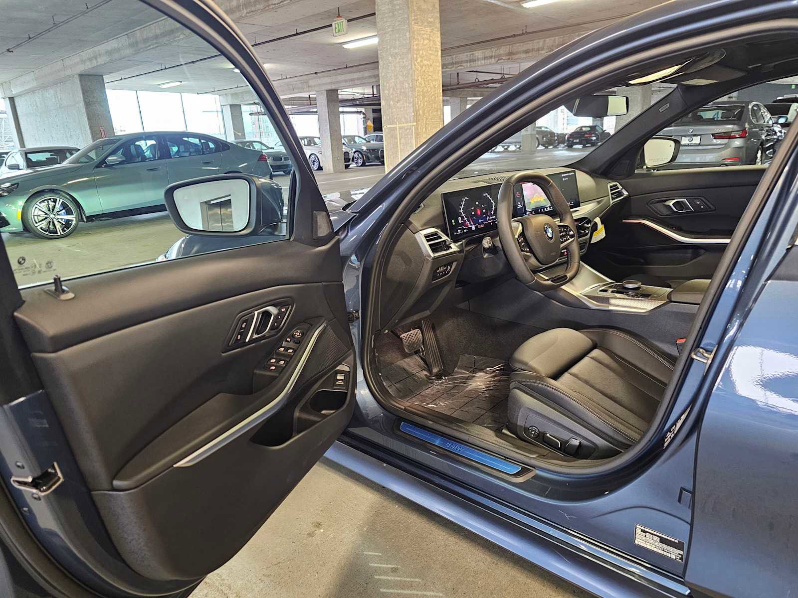 2025 BMW 330i xDrive Sedan