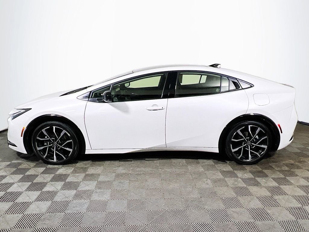 2024 Toyota Prius Prime