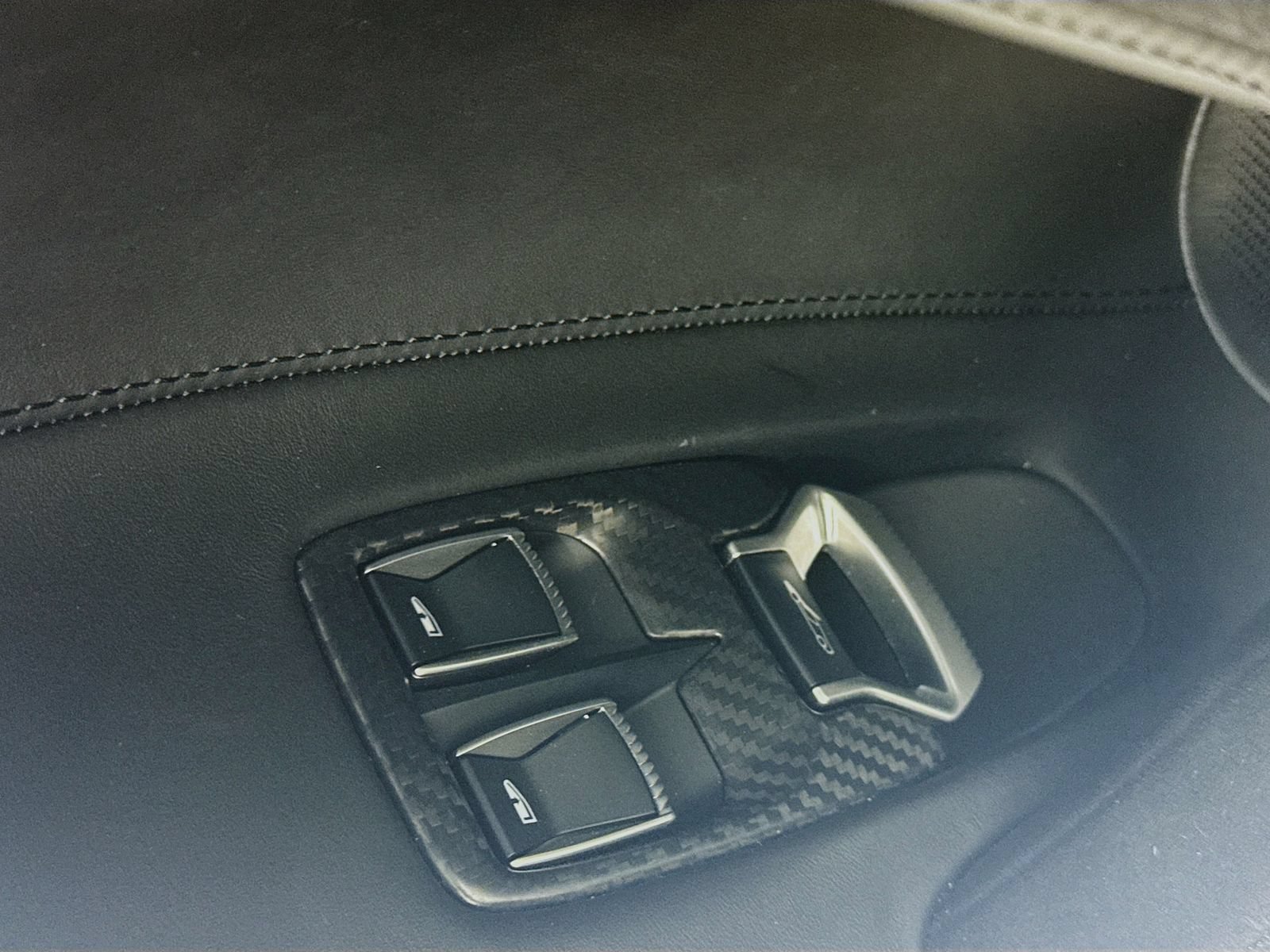 Used 2024 McLaren 750S photo 16