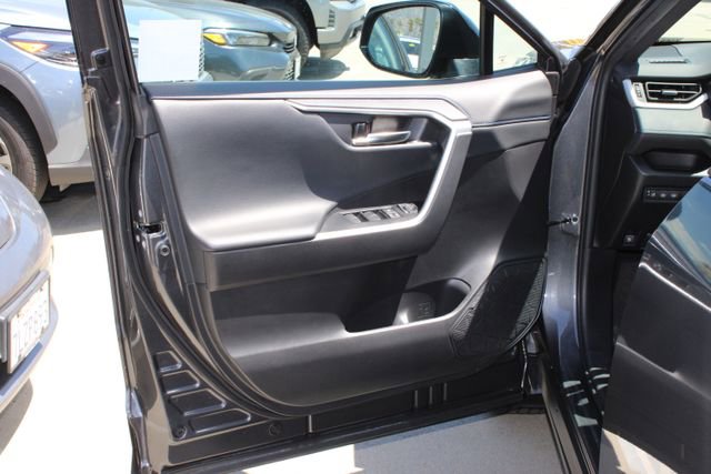 2024 Toyota RAV4 XSE