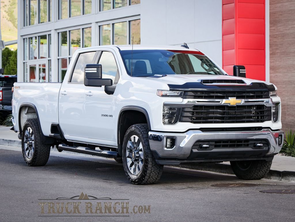 Used 2025 Chevrolet Silverado 3500 LT