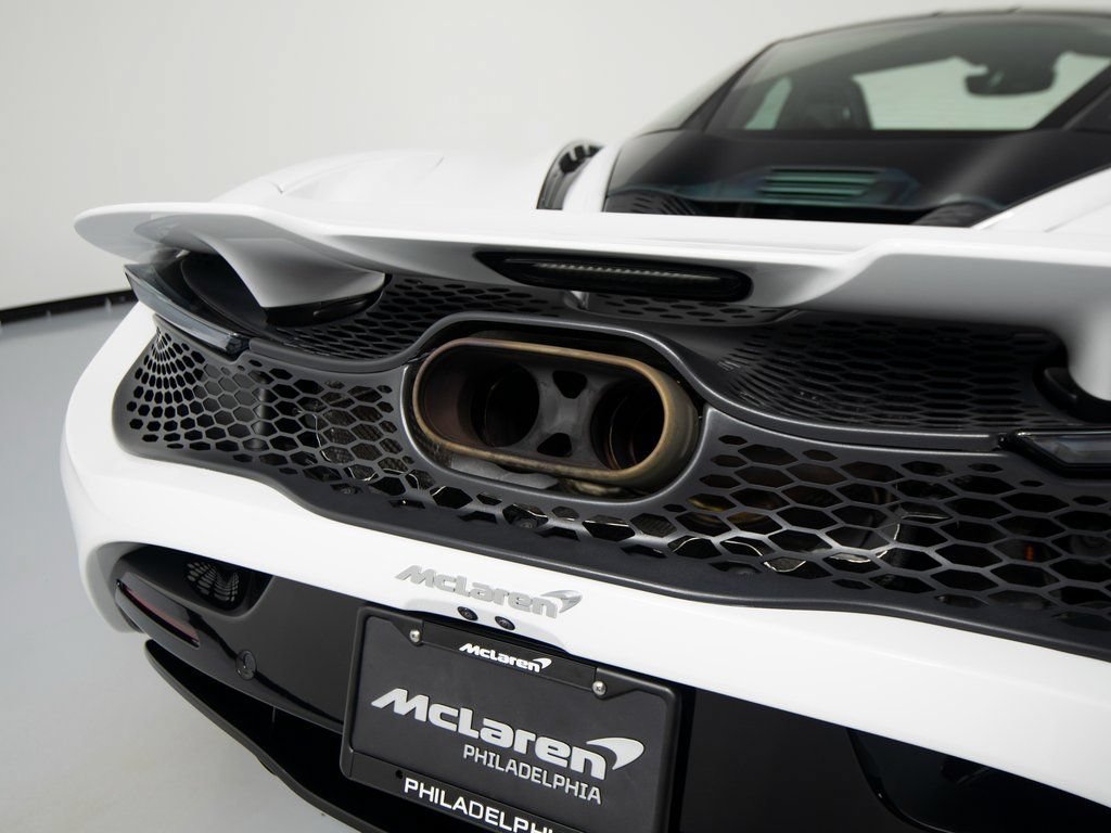 Used 2025 McLaren 750S photo 39