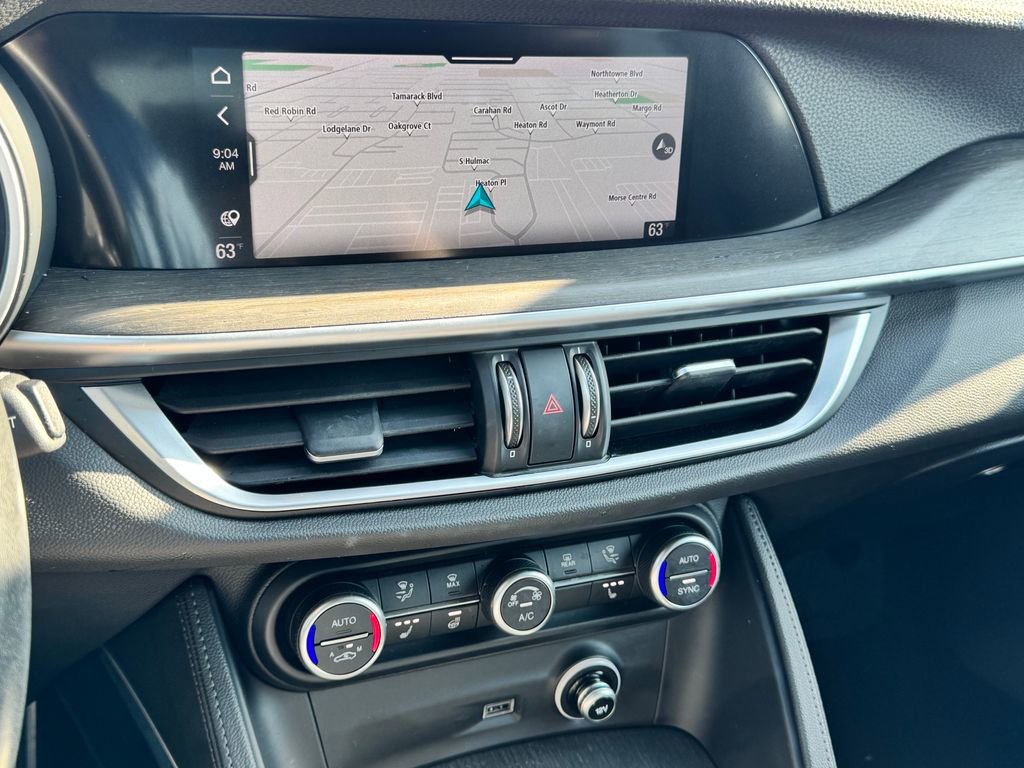 2022 Alfa Romeo Stelvio Ti