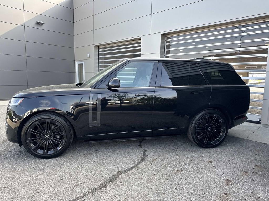 2025 Land Rover Range Rover Autobiography