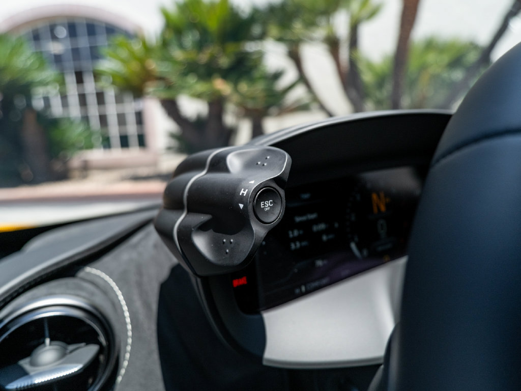 New 2027 McLaren 750S photo 16