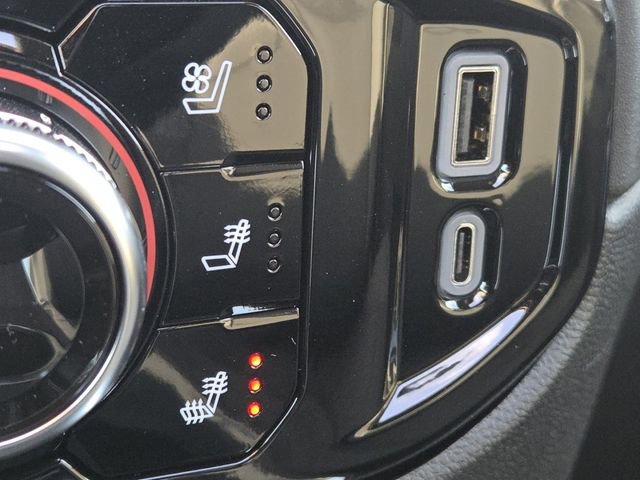 2025 GMC Sierra 3500 SLT