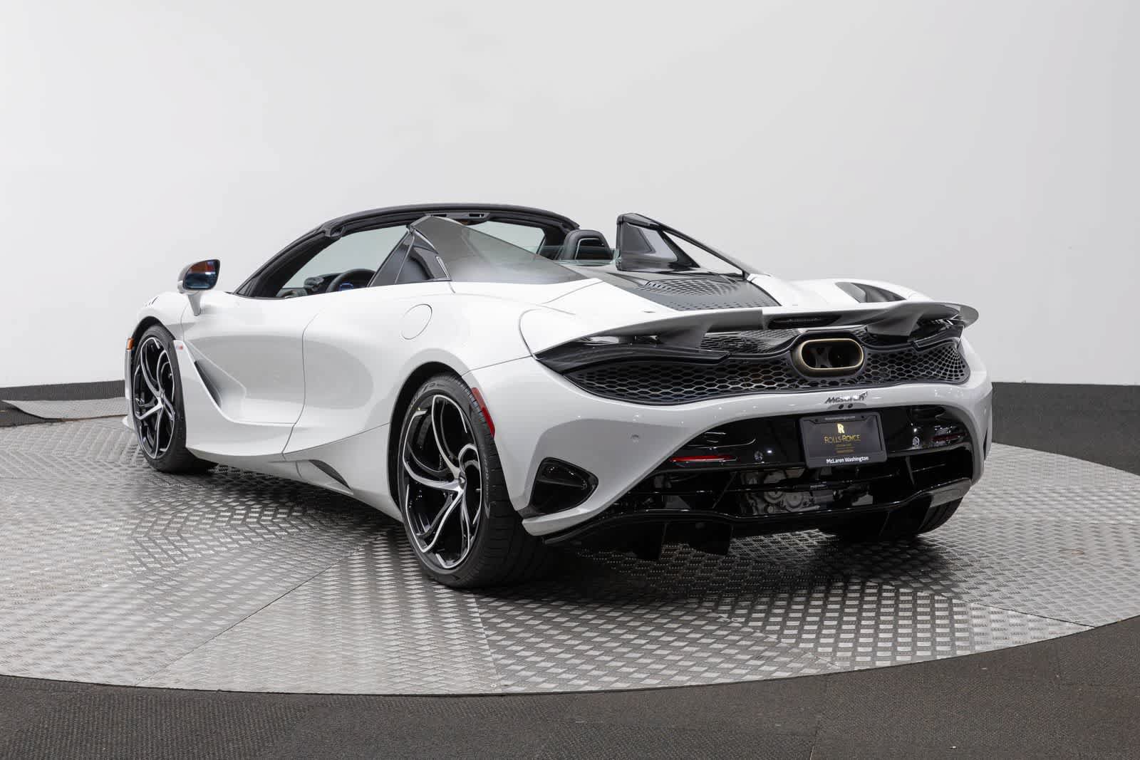 New 2027 McLaren 750S Spider 4