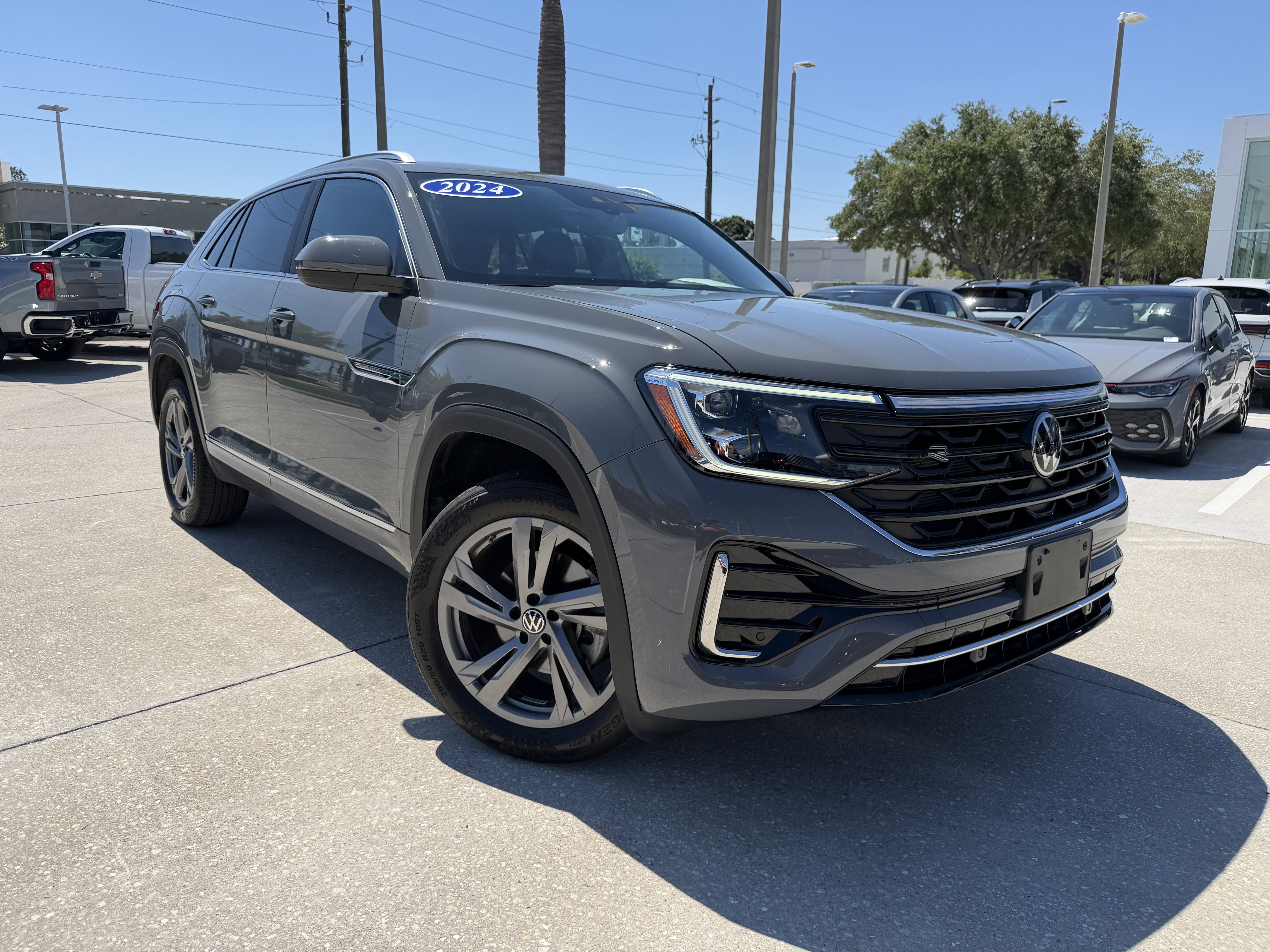Used 2024 Volkswagen Atlas Cross Sport SEL R-Line