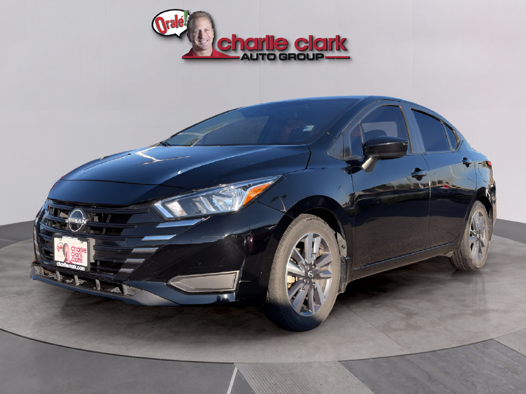Used 2024 Nissan Versa SV w/ Trunk Package