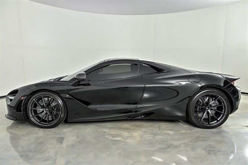 Used 2020 McLaren 720S Performance photo 15