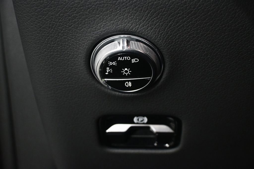 2024 Mercedes-Benz GLC 300