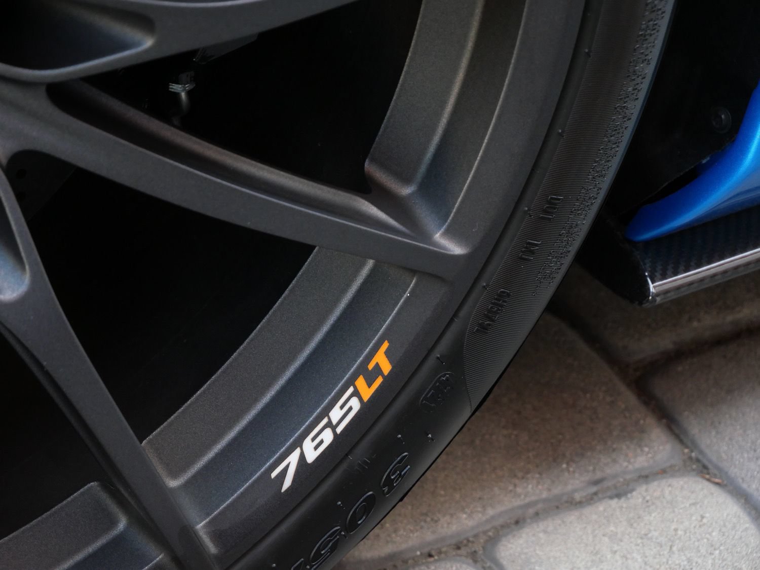 Used 2022 McLaren 765LT photo 48