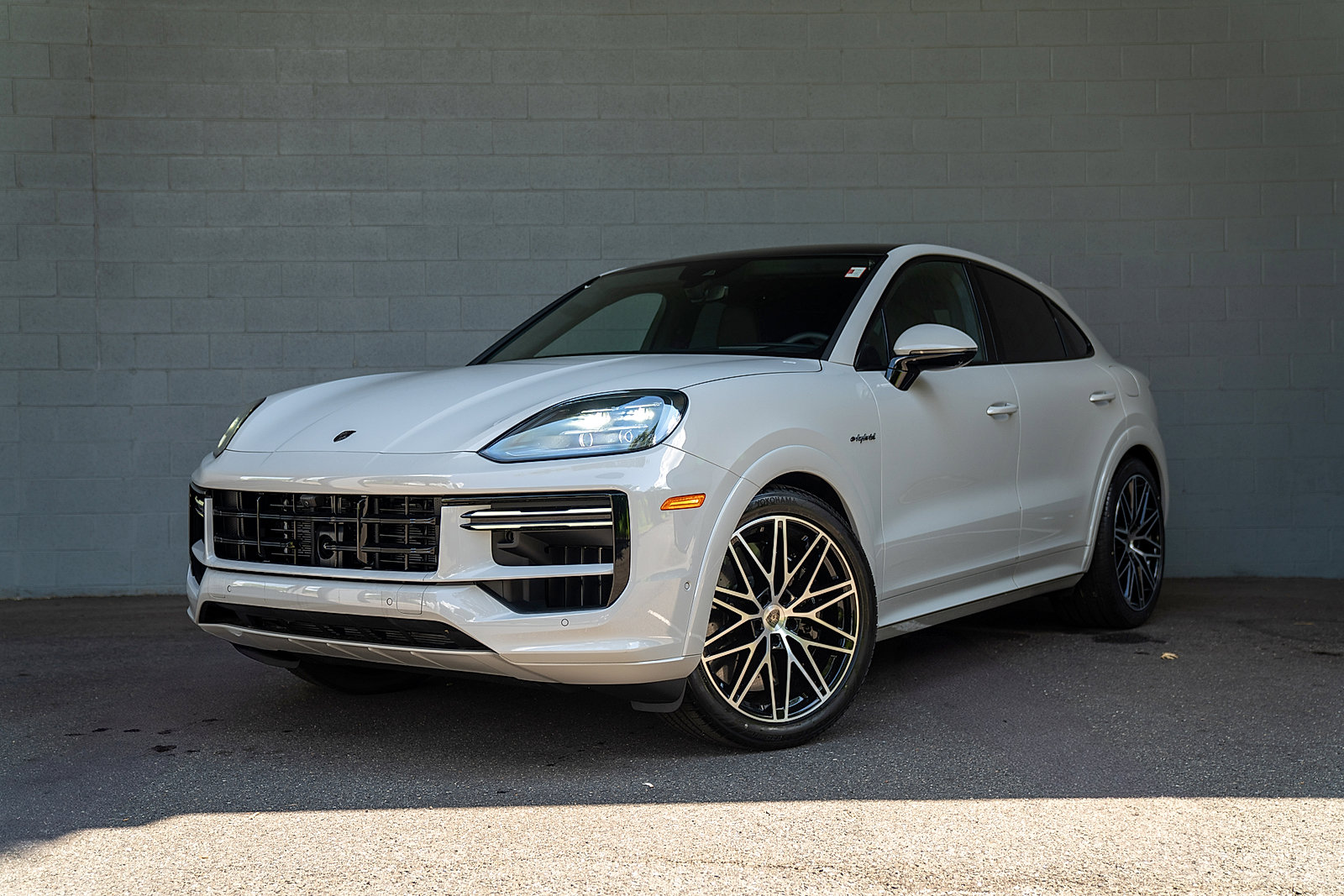 Used 2025 Porsche Cayenne Turbo
