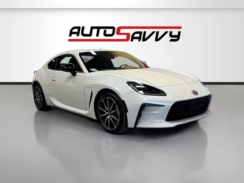 Used 2025 Toyota GR86 w/ ALL Weather Mat Package (TMS)