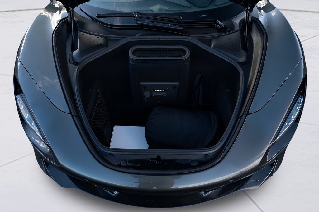 Used 2020 McLaren 720S Spider photo 38