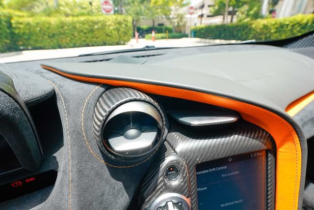 Used 2018 McLaren 720S Performance photo 79