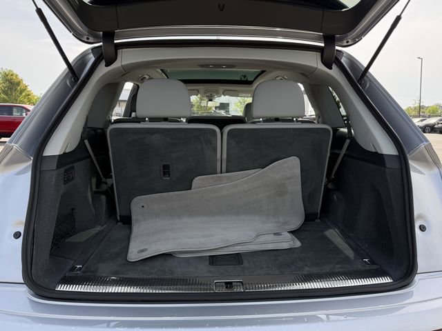 2017 Audi Q7 3.0T Prestige